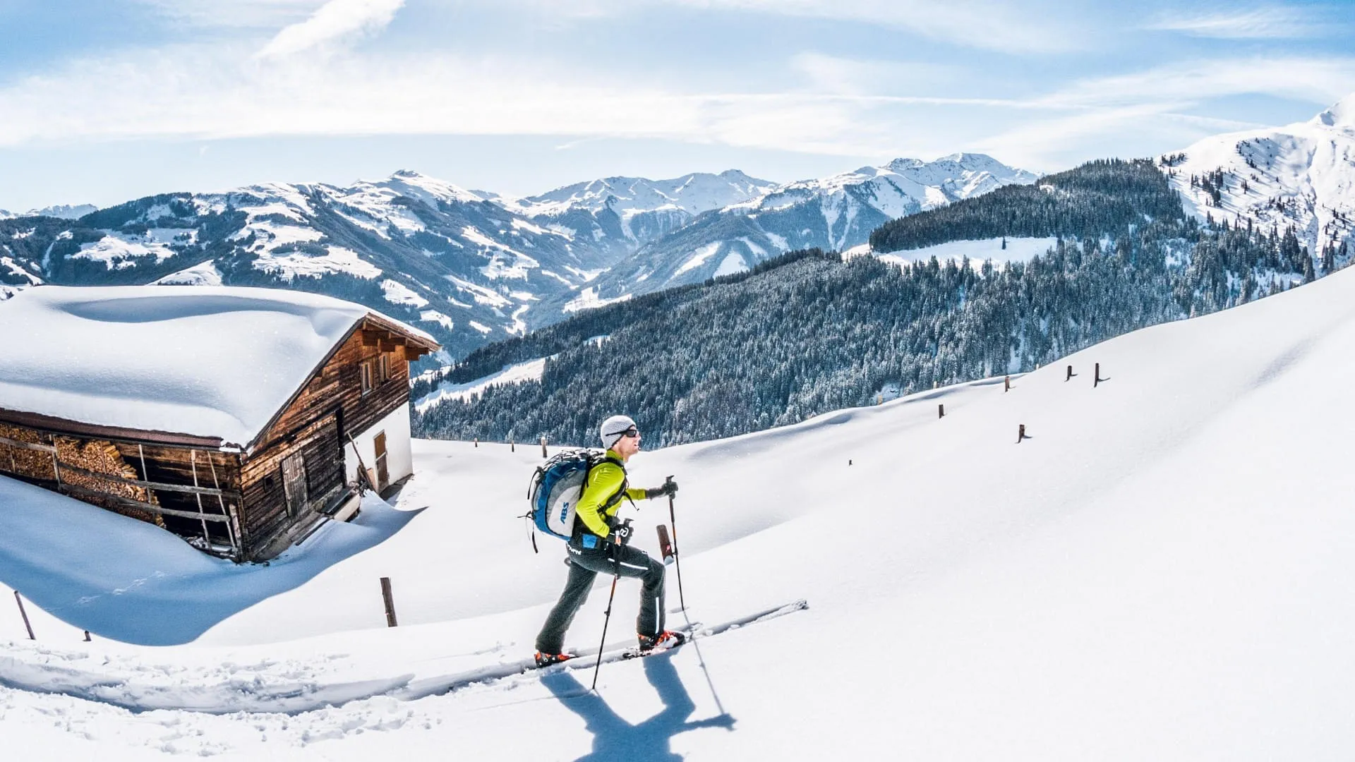 skitour-mit-perfekter-aussicht-in-den-kitzbueheler-alpen